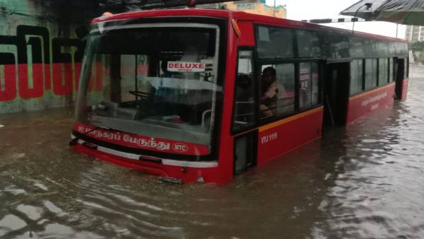 வெளுத்த கனமழை 
