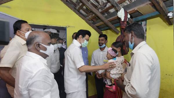 106 முகாம்கள் 