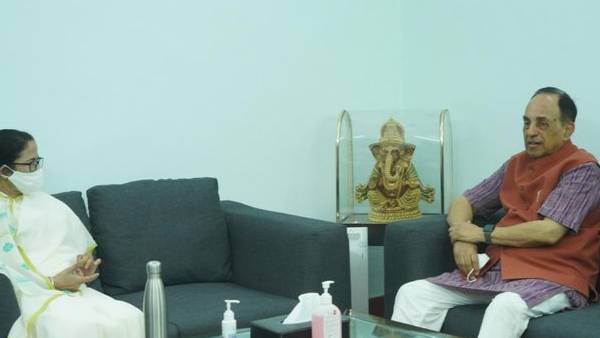 திரிணாமுல் காங்.இல் ஐக்கியம்