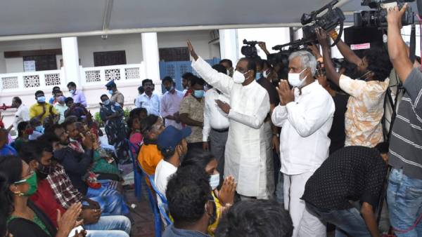 உணவு குடிநீர் 