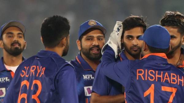 டிராவிட் டிராவிட்