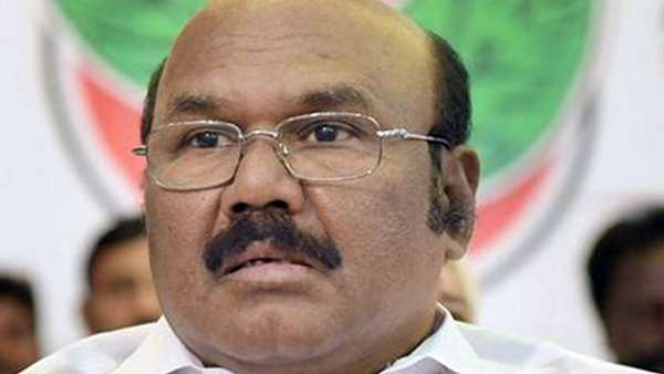 முன்னாள் அமைச்சர் ஜெயக்குமார்