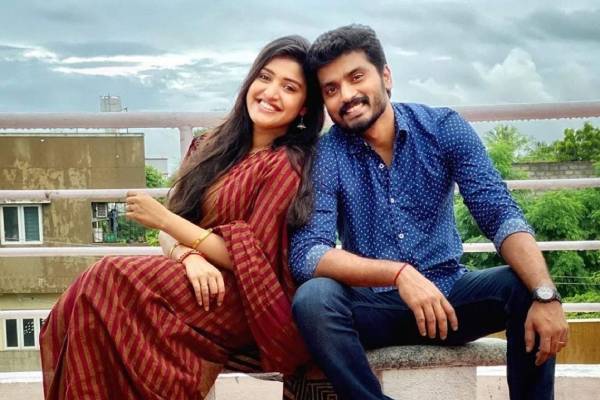 ரசிகர்களை கவர்ந்த திருமணம் ஜோடி