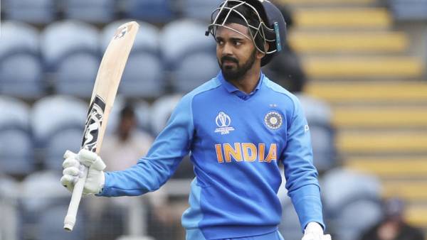 கையில் இல்லை கையில் இல்லை