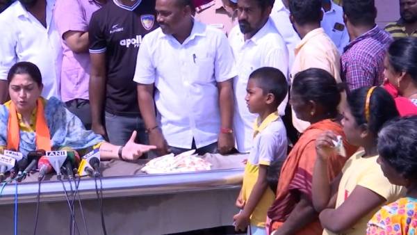 பால் போதாது 