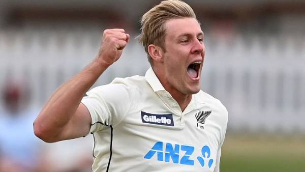 ஜேமிசன் அபாரம் 