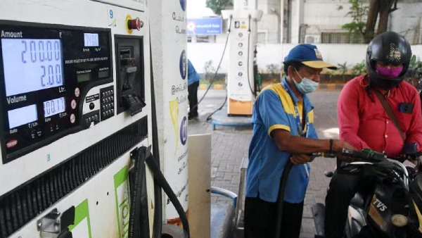 இளைஞர்கள்தான் செய்யணும் 