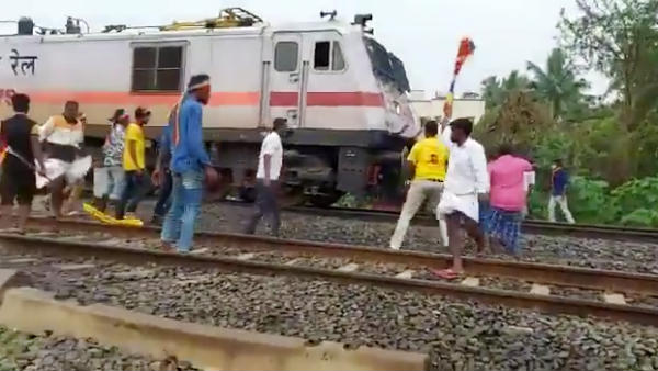 இன்னல்கள்