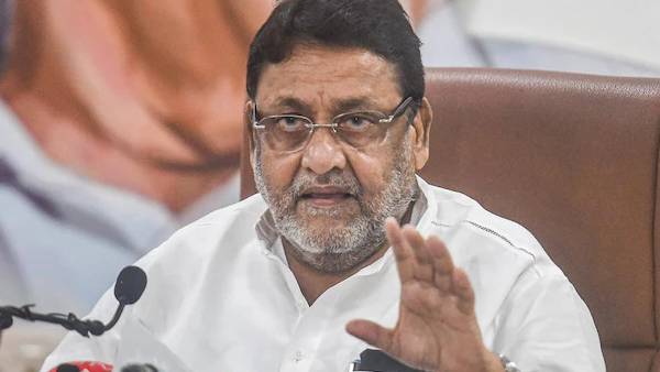 பாஜகவின் மொகித் 