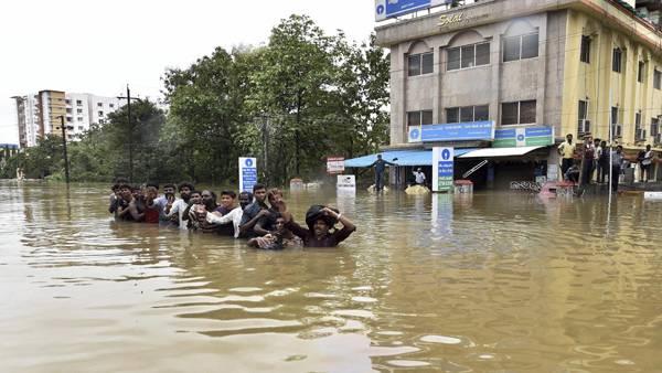 கால்வாய் அடைப்பு