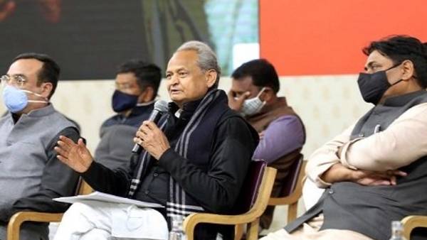 ஞாயிறு மாலை பதவியேற்பு ஞாயிறு மாலை பதவியேற்பு