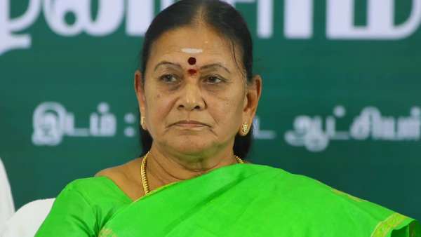 மாஜி அமைச்சர் சரோஜா மீது வழக்கு பதிவு 