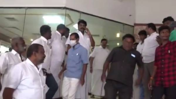 செய்தியாளர்கள் சந்திப்பு 