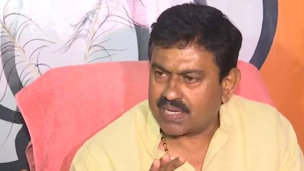 எதிர்க்கட்சிகள் கோரிக்கை என்ன? 