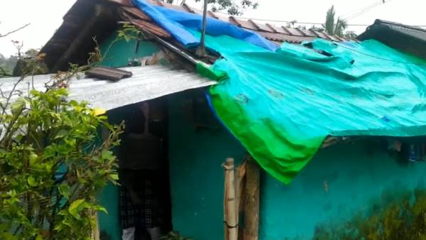  மூவர் தேர்ச்சி