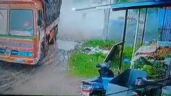 லாரி தண்ணீர் 