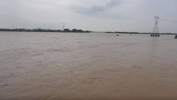 போக்குவரத்து பாதிப்பு போக்குவரத்து பாதிப்பு