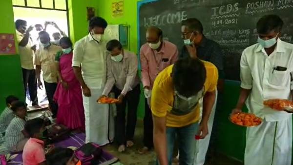 தமிழகத்தில் பள்ளிகள் திறப்பு 