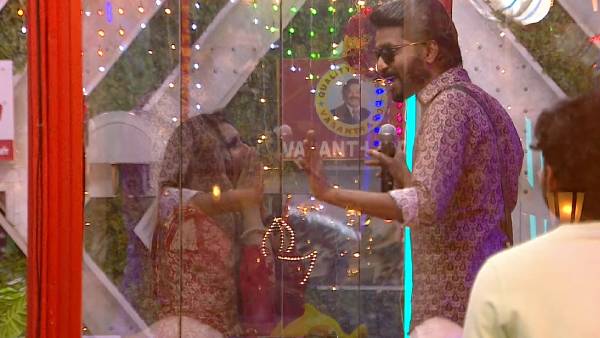 ஆனந்தக் கண்ணீர்