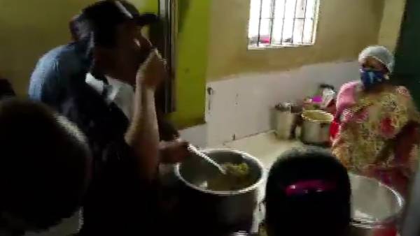 ஜெயலலிதா 