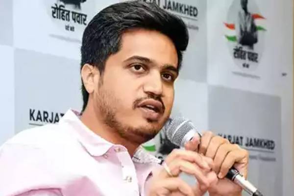 பவாரின் குடும்ப அரசியல் 