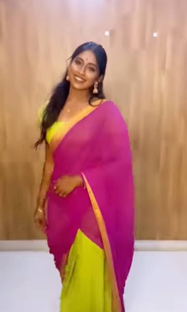 ரசிகர்களை கவர்ந்த ரீல்ஸ் ரசிகர்களை கவர்ந்த ரீல்ஸ்