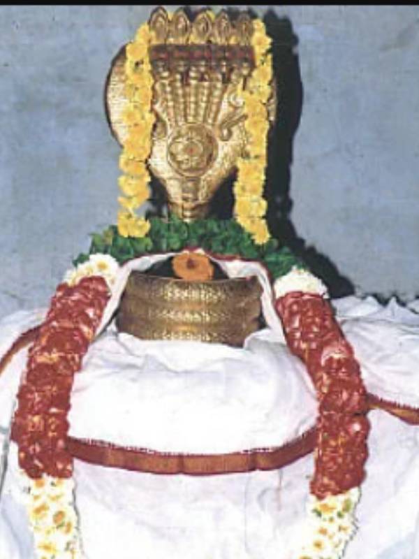 நிருதிலிங்கம் 
