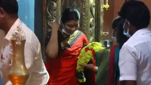 ஸ்டாலின் மனைவி துர்கா 