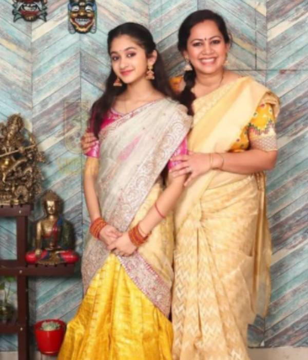 க்யூட்டான அம்மா, மகள்