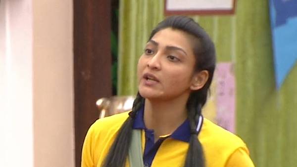 அக்ஷராவிற்கு அதிகரித்த ரசிகர்கள் 