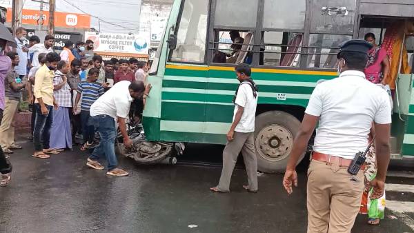 பழுதான பேருந்து பழுதான பேருந்து