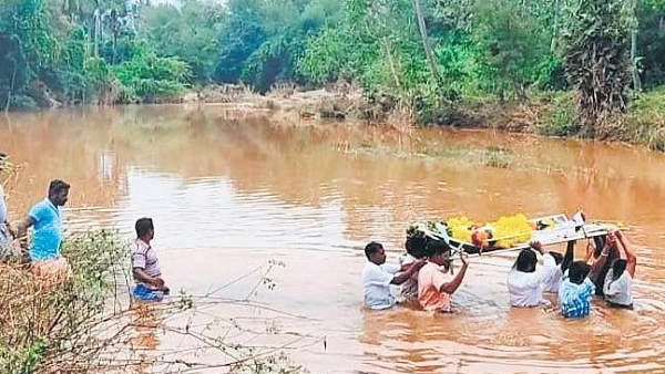  சொர்க்கரதம்