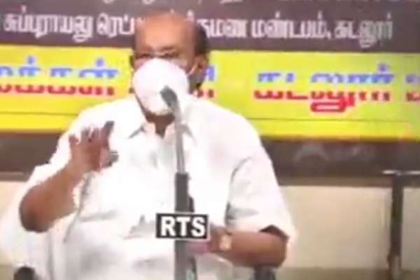 மாடு மேய்க்கும் சிறுவன் 