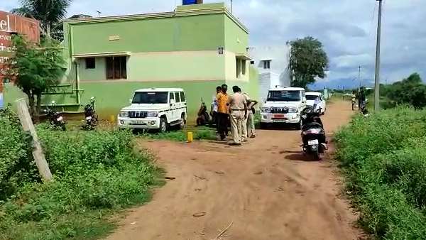 படுகாயங்களுடன் சடலம் 