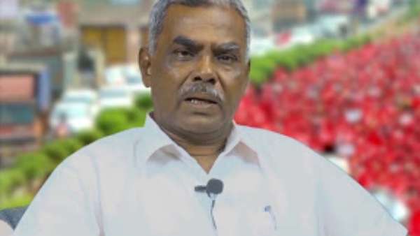 வெற்றியை மகிழ்ச்சியுடன் கொண்டாடுங்கள் வெற்றியை மகிழ்ச்சியுடன் கொண்டாடுங்கள்