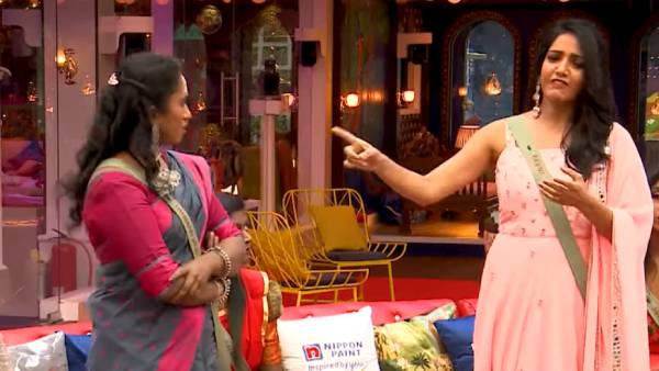 ஜாலியாக பேசினார்களே