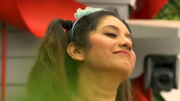 மனம் மாறிய பிரியங்கா மனம் மாறிய பிரியங்கா