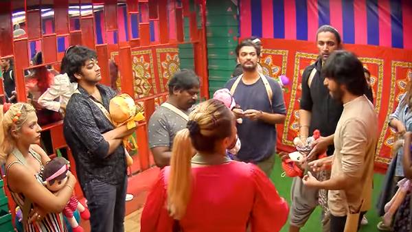 ஆக்ரோஷமான வார்த்தைகள்