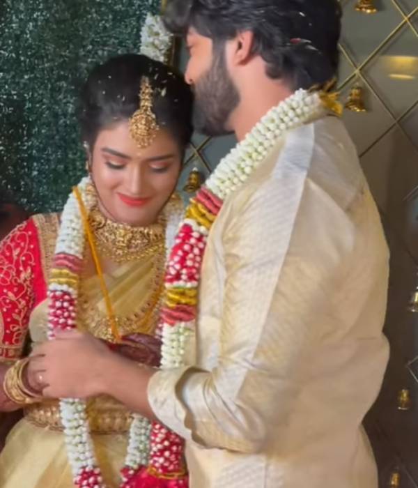 அடுத்த பங்க்ஷன்