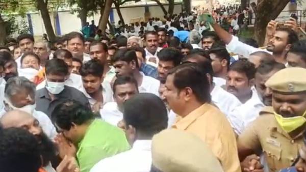 ஓபிஎஸ்ஸுடன் சந்திப்பு 