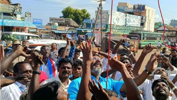 கட்சிக்கொடி 