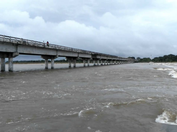 பாலாறு வெள்ளம்
