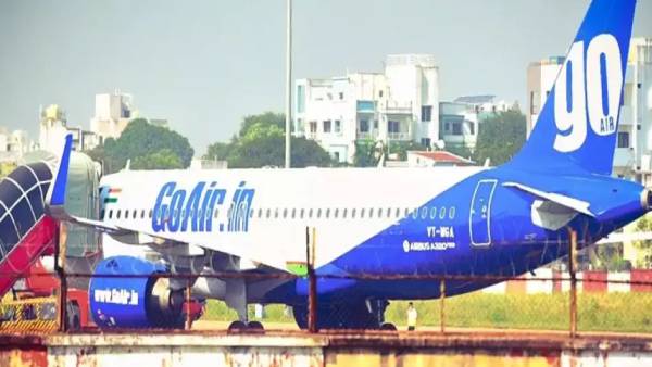 நடுவானில் என்ஜின் பழுது 