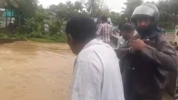 திற்பரப்பு அருவி 