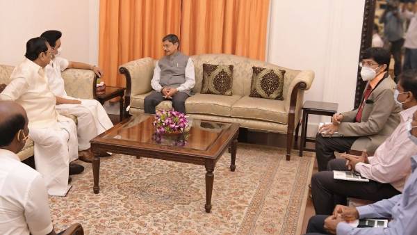 நிதியுதவி நிதியுதவி