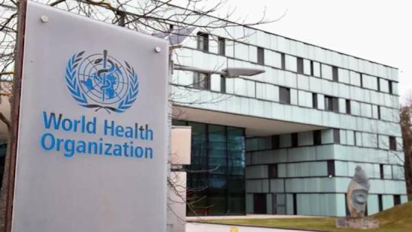 வெளிநாட்டு பயணங்கள் 