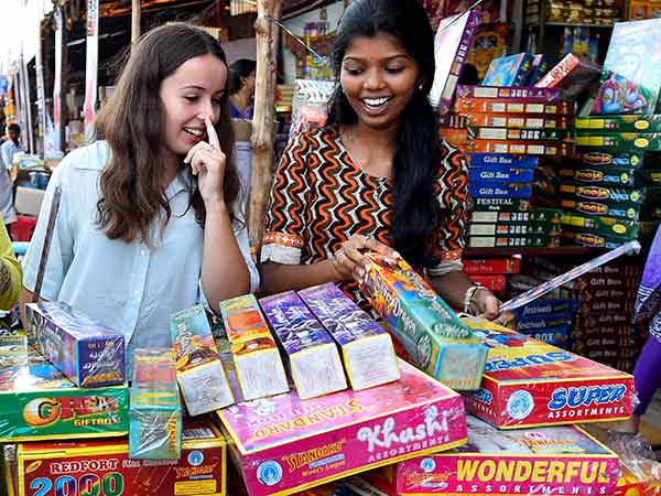 மாஸ்க் இல்லை மாஸ்க் இல்லை