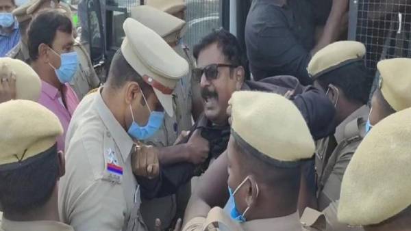 ஆர்எஸ்எஸ் சாகா 