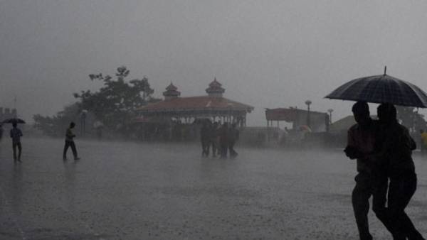 புயல் காற்று வீசும் 