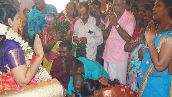 பேஸ்புக் பக்கம் பேஸ்புக் பக்கம்